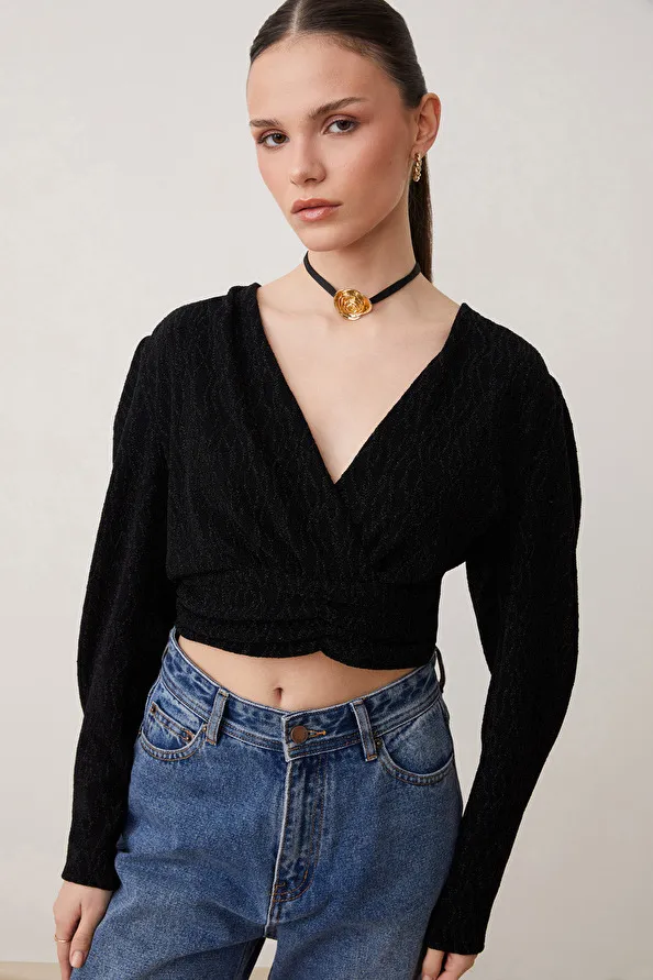 Blouse courte fantaisie en lurex