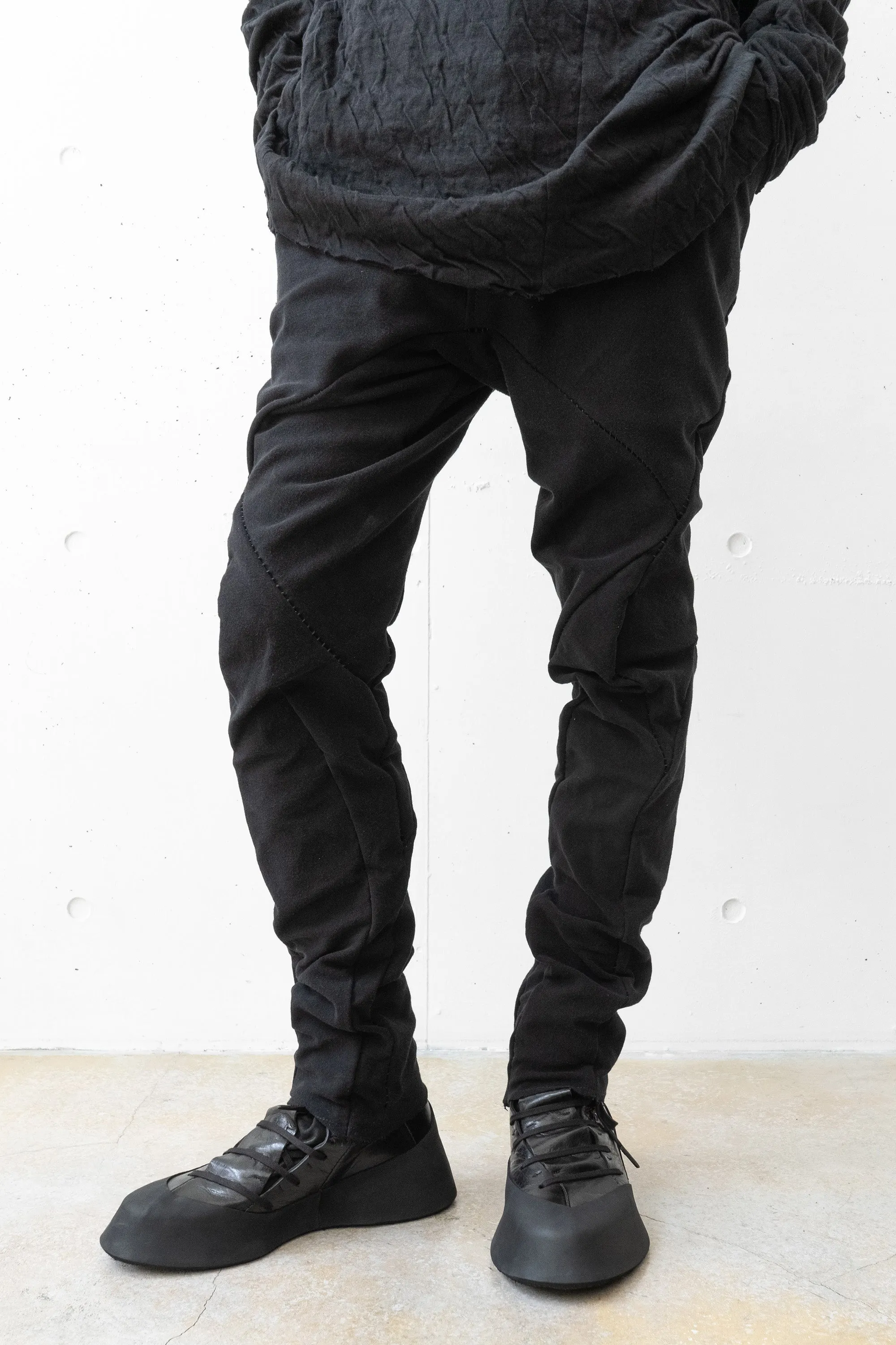 Leon Emanuel Blanck/FORCED CHEM PANTS