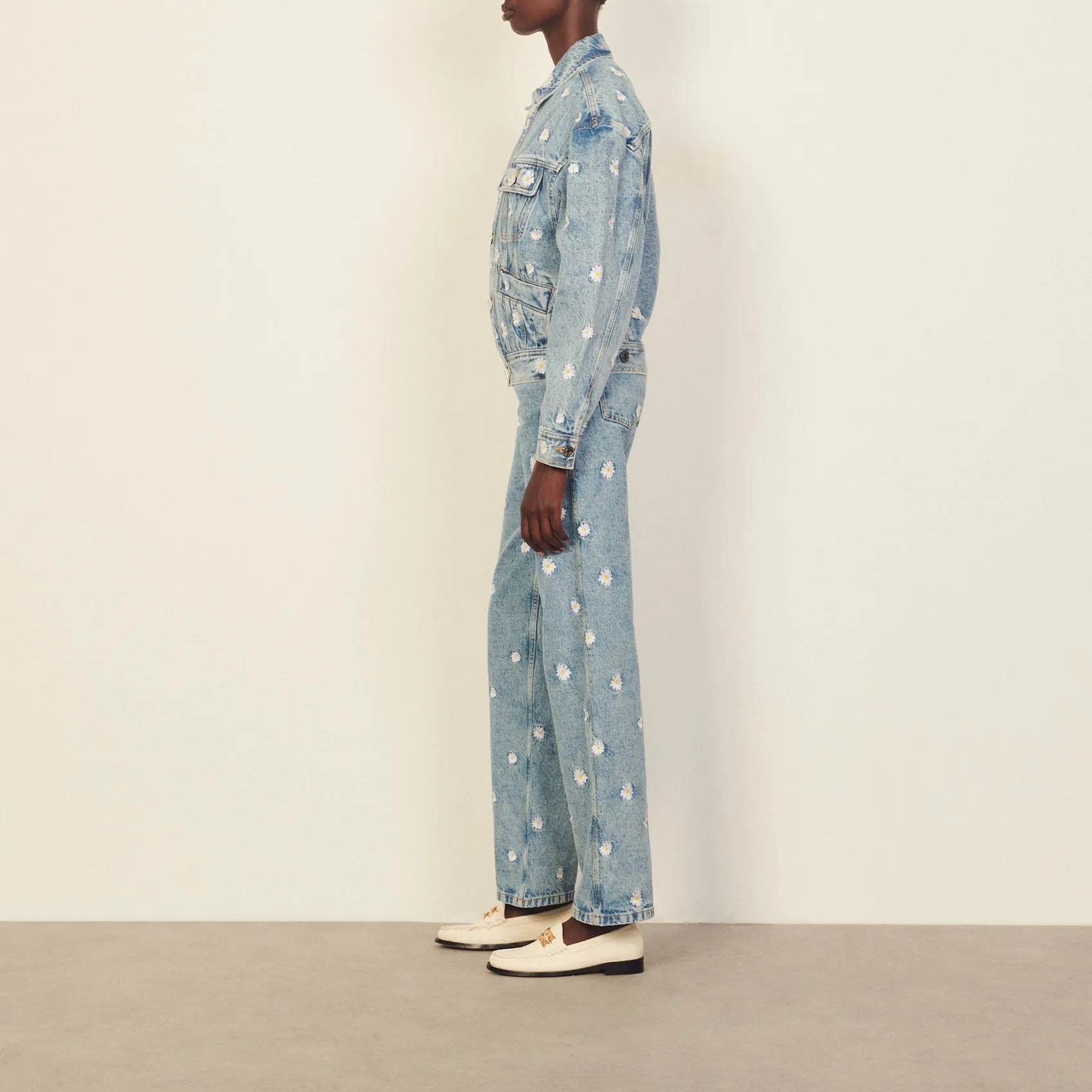 Veste en jean brodée